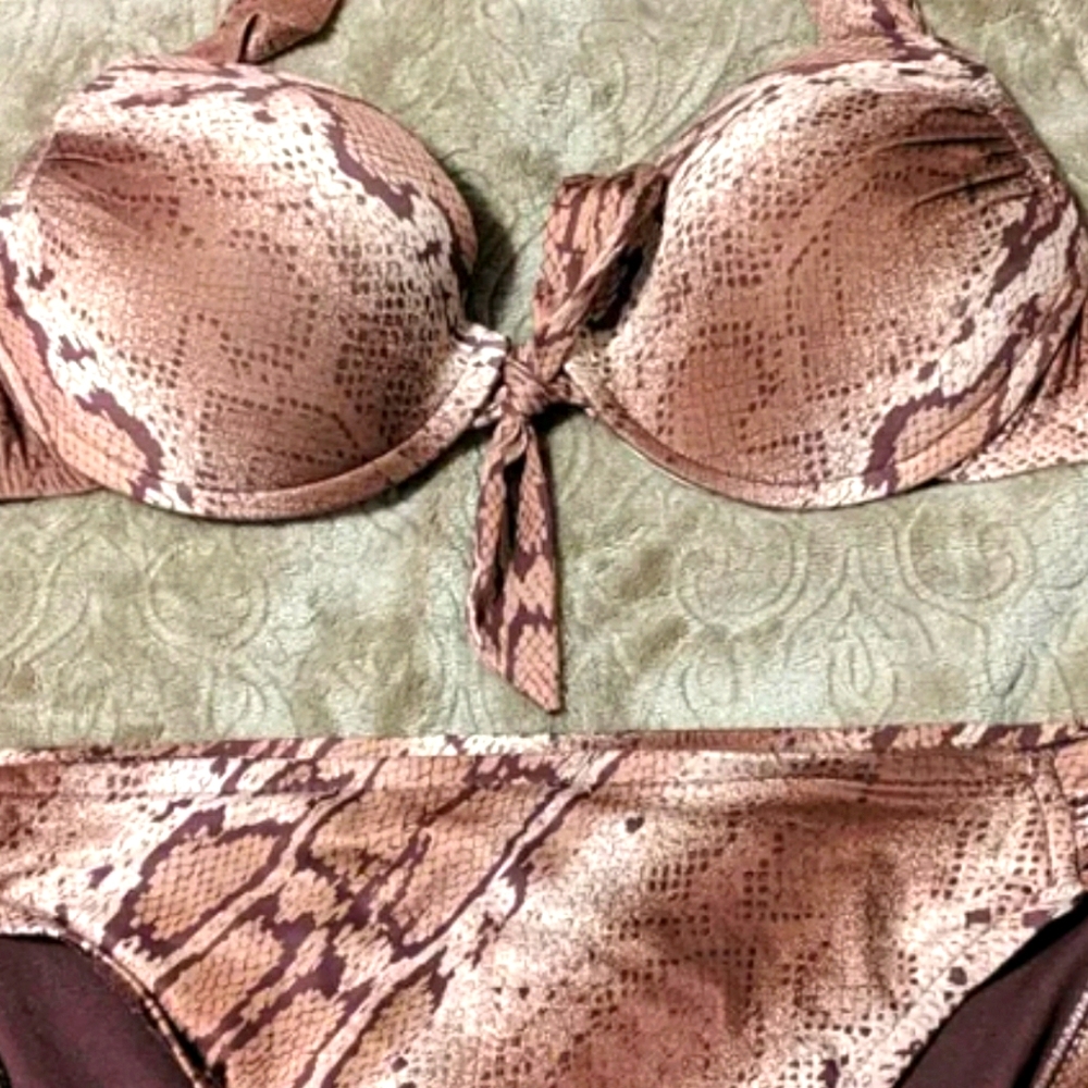 Snake bikini - Picture 2 of 2